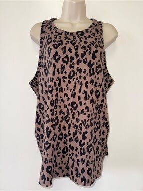 Maurices Mauve/Tan Leopard Print Tank Top with Black Spots